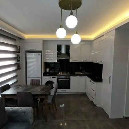 Aura Just 100 Meters To Kleopatra Αλάνια