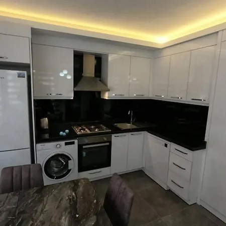 Aura Just 100 Meters To Kleopatra Apartment *